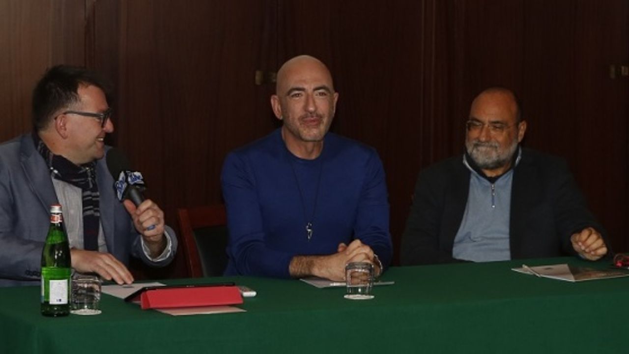 Serhat ikinci kez Eurovision'da!