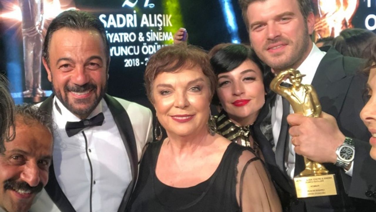 24. Sadri Alışık Ödülleri Sahiplerini Buldu