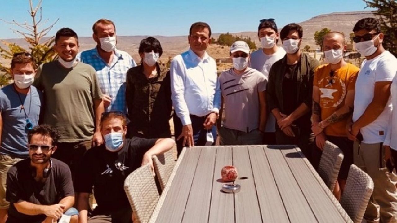 Ekrem İmamoğlu Ürgüp'te film setini ziyaret etti