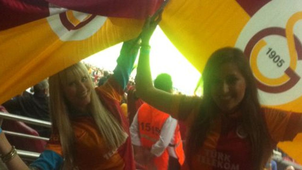  Bond Grubu, Türk Telekom Arena'da Galatasaray-Braga maçını izledi