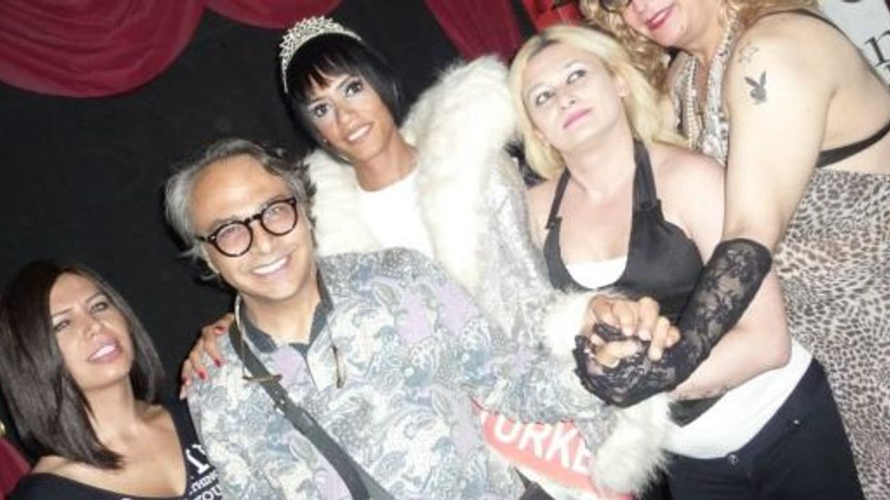Türkiye'nin ilk transeksüel güzeli Çağla Akalın seçildi