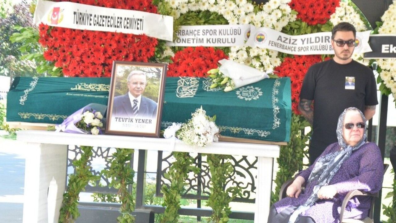 Neşe Karaböcek'in eşi Gazeteci Tevfik Yener son yolculuğuna uğurlandı.