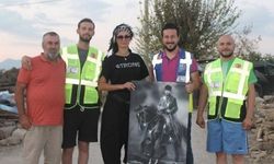 Şair Kasım Alper Özdemir Manavgat'a iyilik köprüsü kurdu