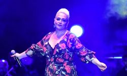 Ayta Sözeri Bodrum konserinde Hakkı Bulut'tan söyledi