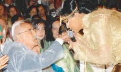 Bülent Ersoy'un babası Fikret Erkoç hastaneye kaldırıldı
