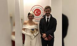 Eser Ali ve Melis Peker Paris'te evlendi.