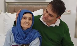 Gazeteci Olcay Ünal Sert Annesi Meryem Sert'i toprağa verdi