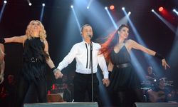 Serdar Ortaç 11. kez Kuruçeşme Açıkhava da konser verdi