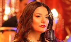 TUĞÇE KANDEMİR'DEN AKUSTİK PERFORMANS SÜRPRİZİ