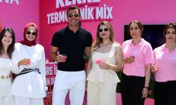 Cemal Can Canseven lansmanda hayranları ile buluştu