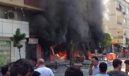 Zeytinburnu'nda şiddetli patlama!