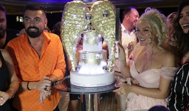 Evrim Yaşlak yeni yaşını yatta kutladı