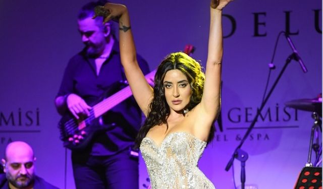 Melek Mosso "2022 benim için harika geçti. 2023'te kendi bestelerim olacak!"