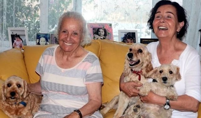 Fatma Girik'in Annesi Münevver Girik hayatını kaybetti