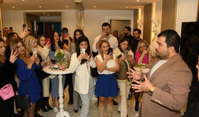 Klinik Açılışında Buluştular