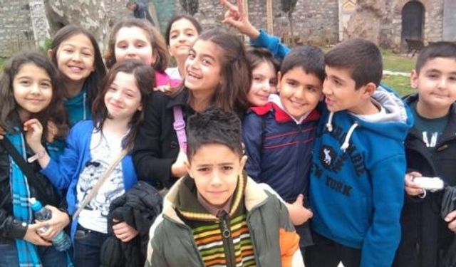 750 Sarıyerli Çocuk İngilizce Öğreniyor