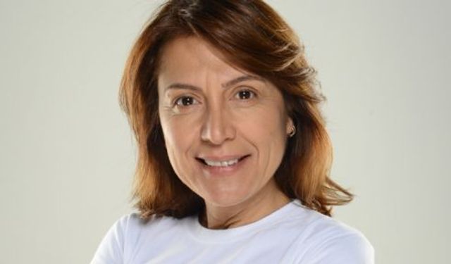 Asuman Dabak İzmir’de Oyunculuk Okulu Açıyor