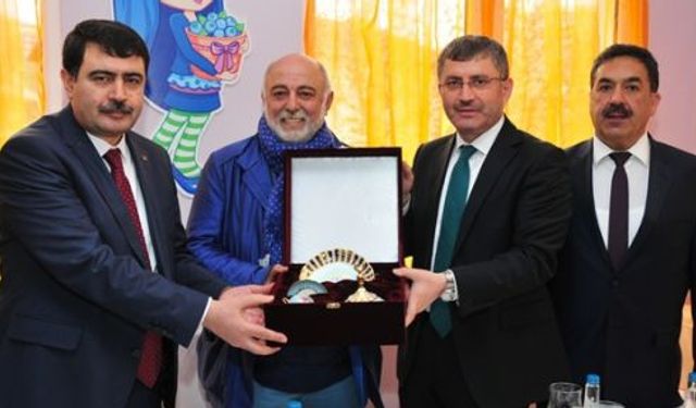 Jolly Tur'un sahiplerinden anne ve babasına anlamlı hediye!