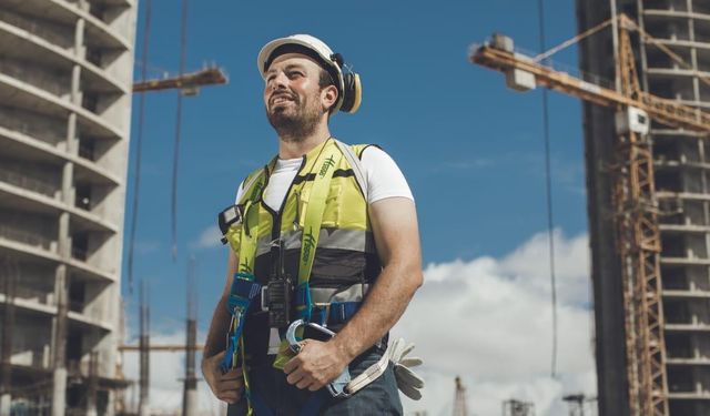 HOLLYWOOD’ta BİR TÜRK!.. FURKAN DEMİRCİOĞLU