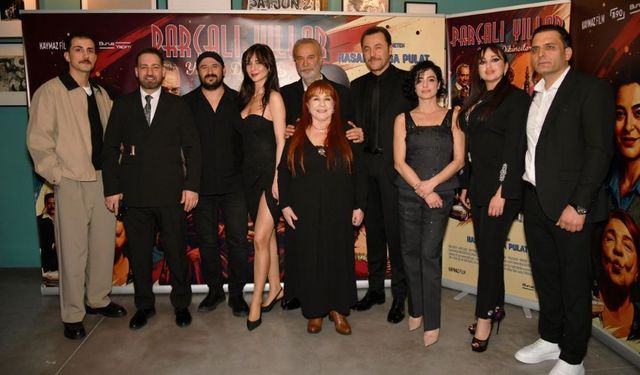‘PARÇALI YILLAR’ FİLMİNE GÖRKEMLİ GALA