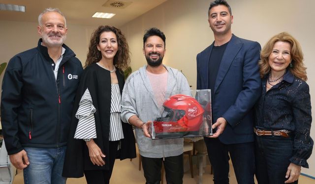 TODFED'den Tarkan'a özel kask sürprizi
