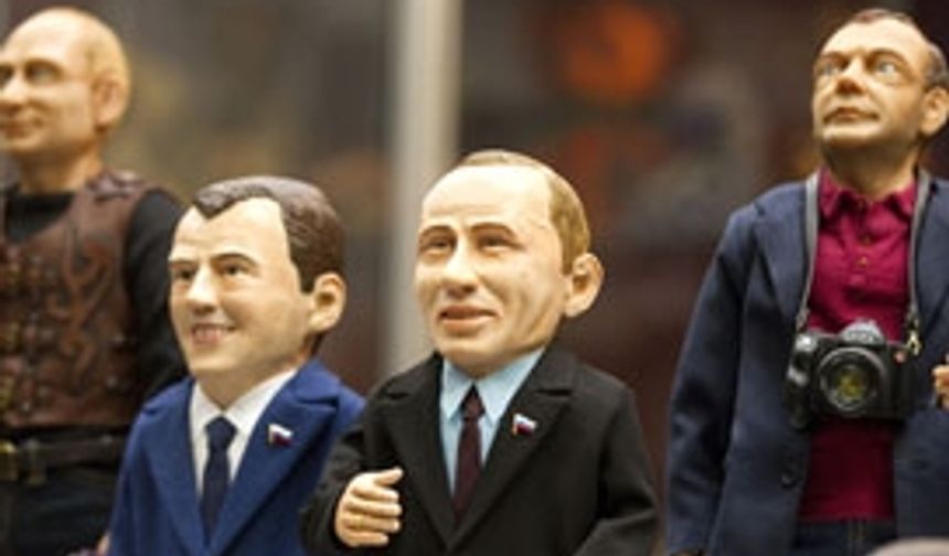 Dünya liderleri kukla oldu - Video