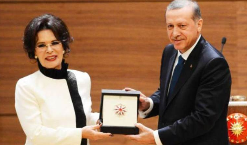 Hülya Koçyiğit'ten Cumhurbaşkanı Erdoğan'a övgü