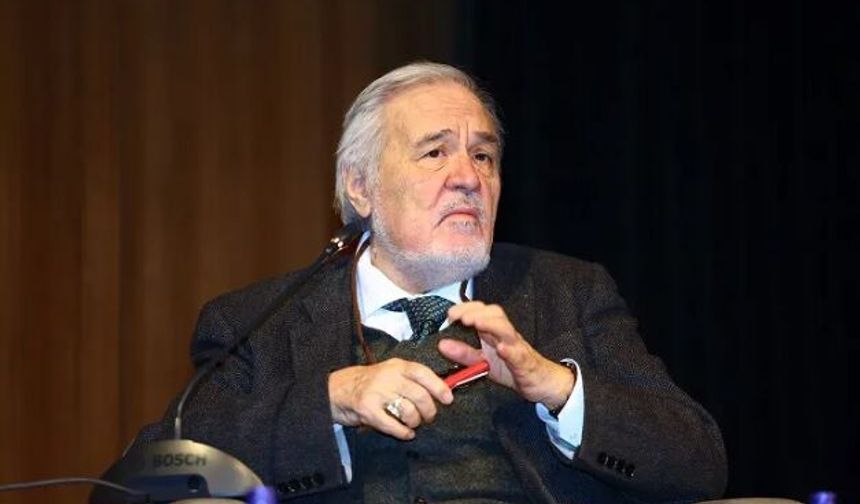 Tarihçi Prof. Dr. İlber Ortaylı hayatını kaybetti