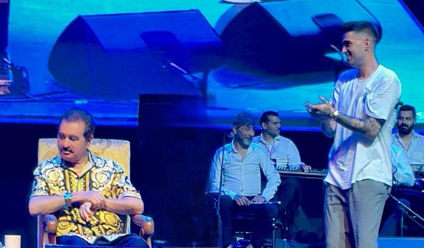 İbrahim Tatlıses oğlu İdo ile Harbiye de düet yaptı