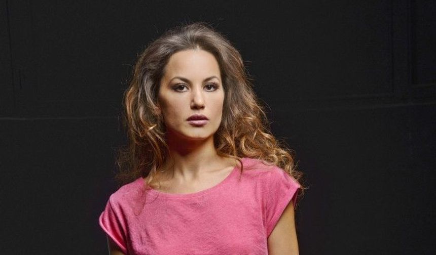 Yıldız Asyalı kimdir?