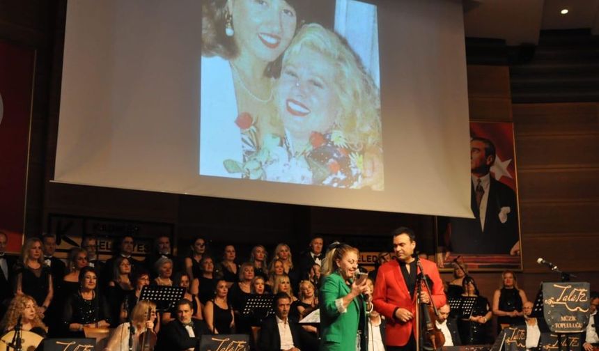 Muazzez Abacı şarkılarıyla anıldı