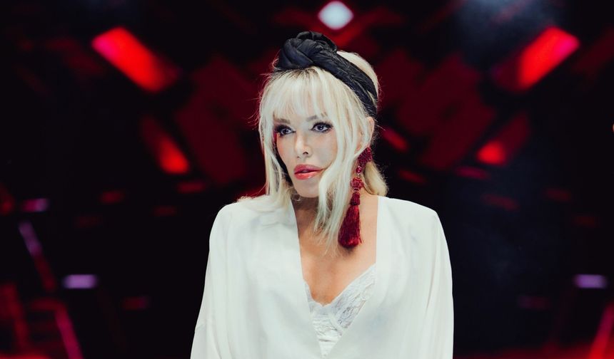 AJDA PEKKAN "İNSANIN DNA’SI NEYSE ODUR"