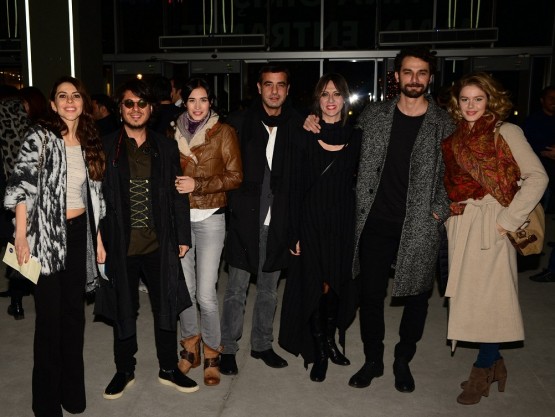 Aydan Taş, Cem Karcı, Ecem Özkaya, Tayanç Ayaydın, Benal Memişeviç, Birkan Sokullu, Burcu Biricik