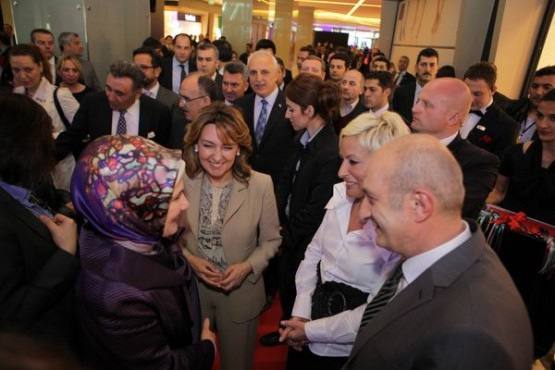 Emine Erdoğan, Arzuhan Doğan Yalçındağ, Asiye Kefeli, Mustafa Kefeli