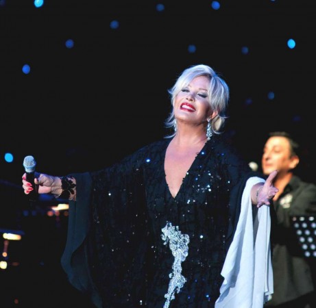 Emel Sayın, Kuruçeşme Arena'yı salladı