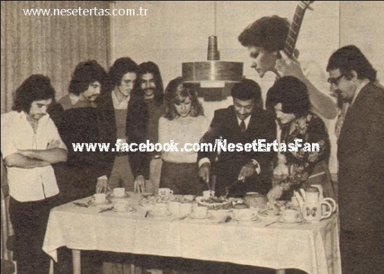 Neşet Ertaş, Selda Bağcan, Edip Akbayram, Kamuran Akkor, Vasfi Uçaroğlu, Kardaşlar