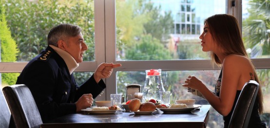 Yolanthe Cabau & Mehmet Ali Erbil 'Polis Akademisi Alaturka' sinema filminde.