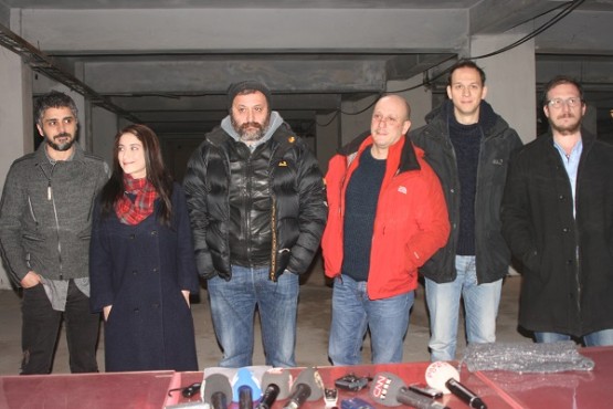 Umut Kurt, Hazal Kaya, Onur Ünlü, Serkan Keskin, Öner Erkan 'İtirazım Var' sinemaf ilminin basın toplantısında