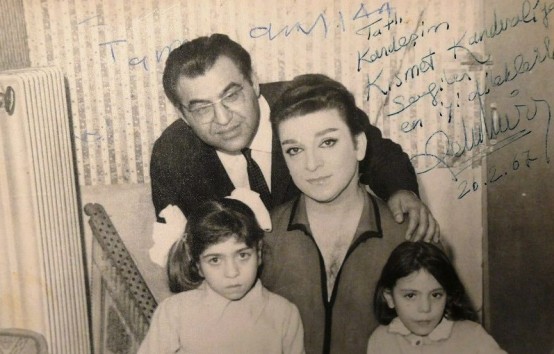 Zeki Müren'den Kısmet Kandıralı'ya imzalı fotoğraf - 1967