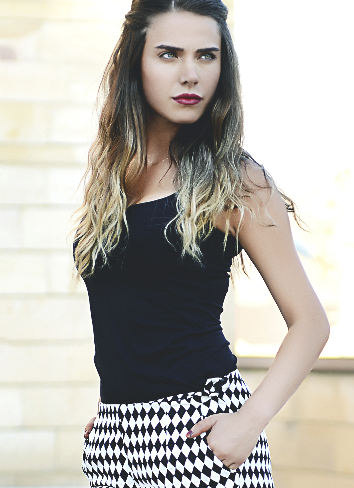 Atesh певец. Атеш. Atesh симферополь. Джейда атеш турецкая актриса. Джейда атеш турецкая актриса.