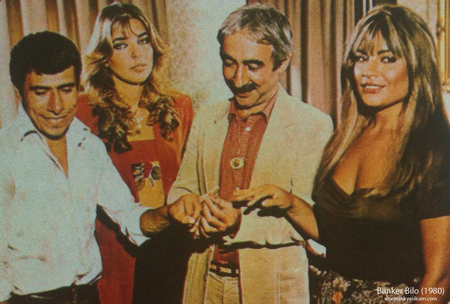 İlyas Salman Ahu Tuğba Şener Şen Meral Zeren Banker Bilo Filminde (1980)