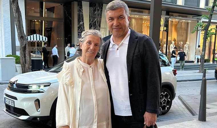 İsmai̇l Küçükkaya Ve Annesi̇