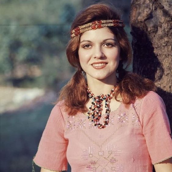 Gülden Karaböcek 70S