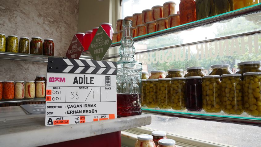 Adile Sinema Klaket