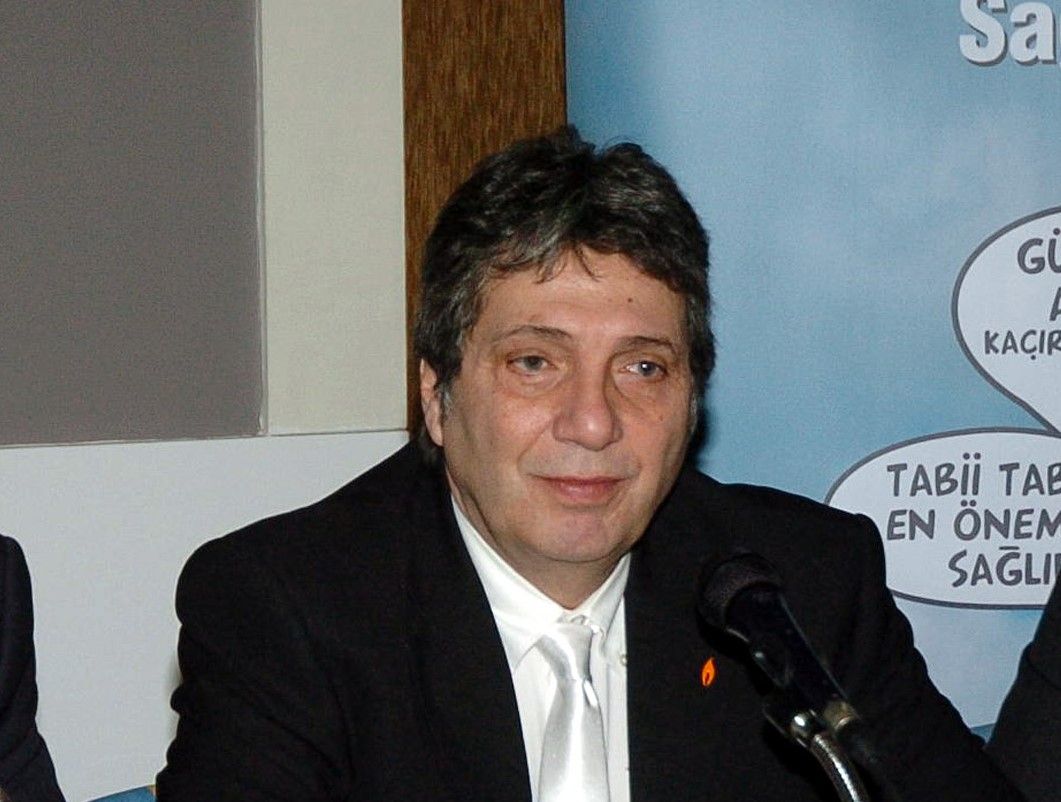 Ümit Aktan 76 yaşında hayatını kaybetti