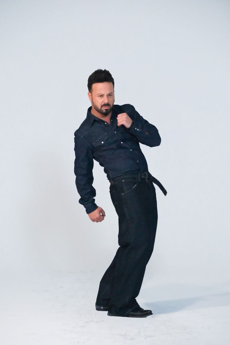 Burak Ayg N Foto Raflar 4
