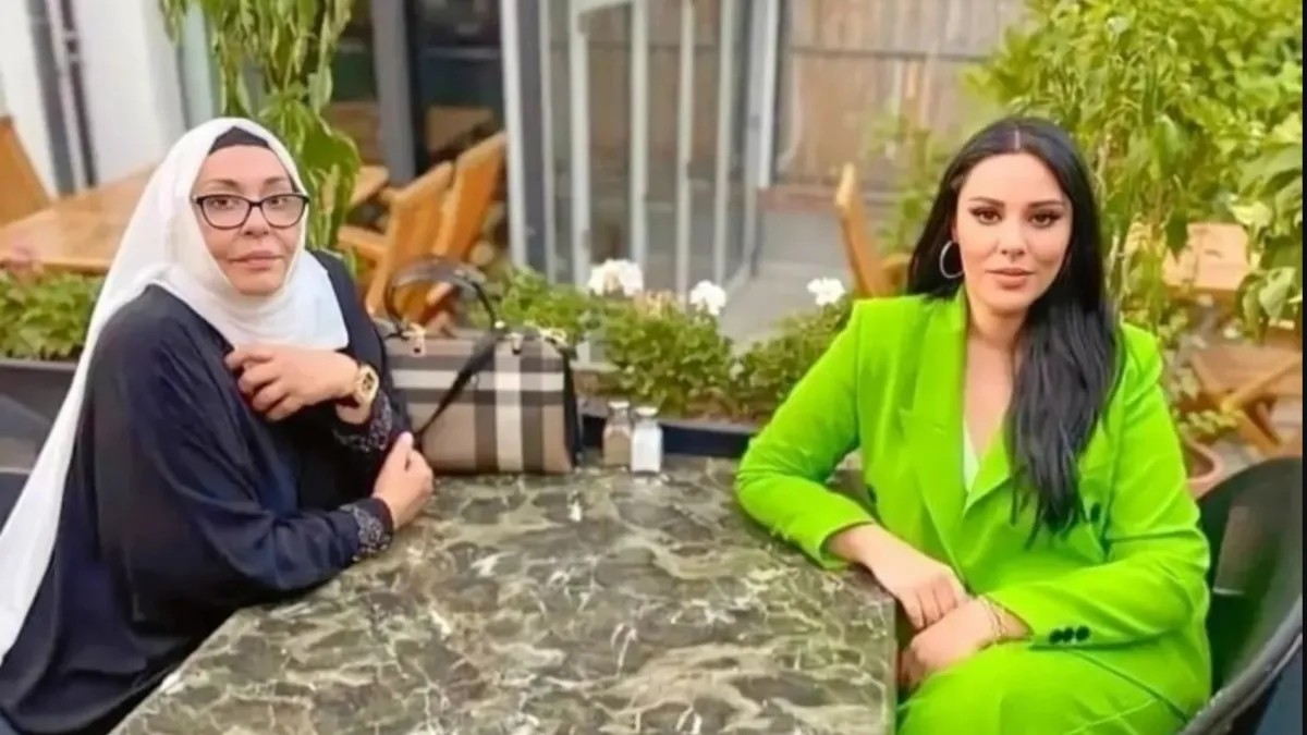 Necla Nazır Tugce Tayfur