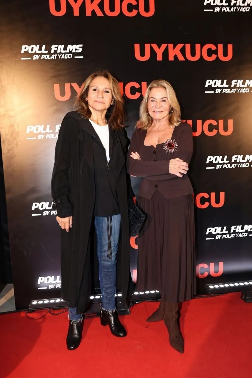 Yasemin Aloğlu Ayşegül Dinçkök-1