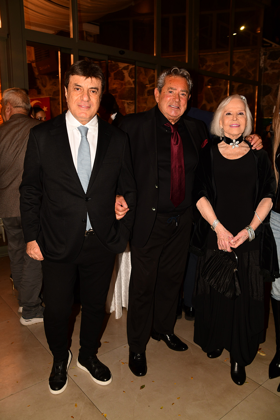 Coşkun Sabah Salih Güney Gönül Yazar