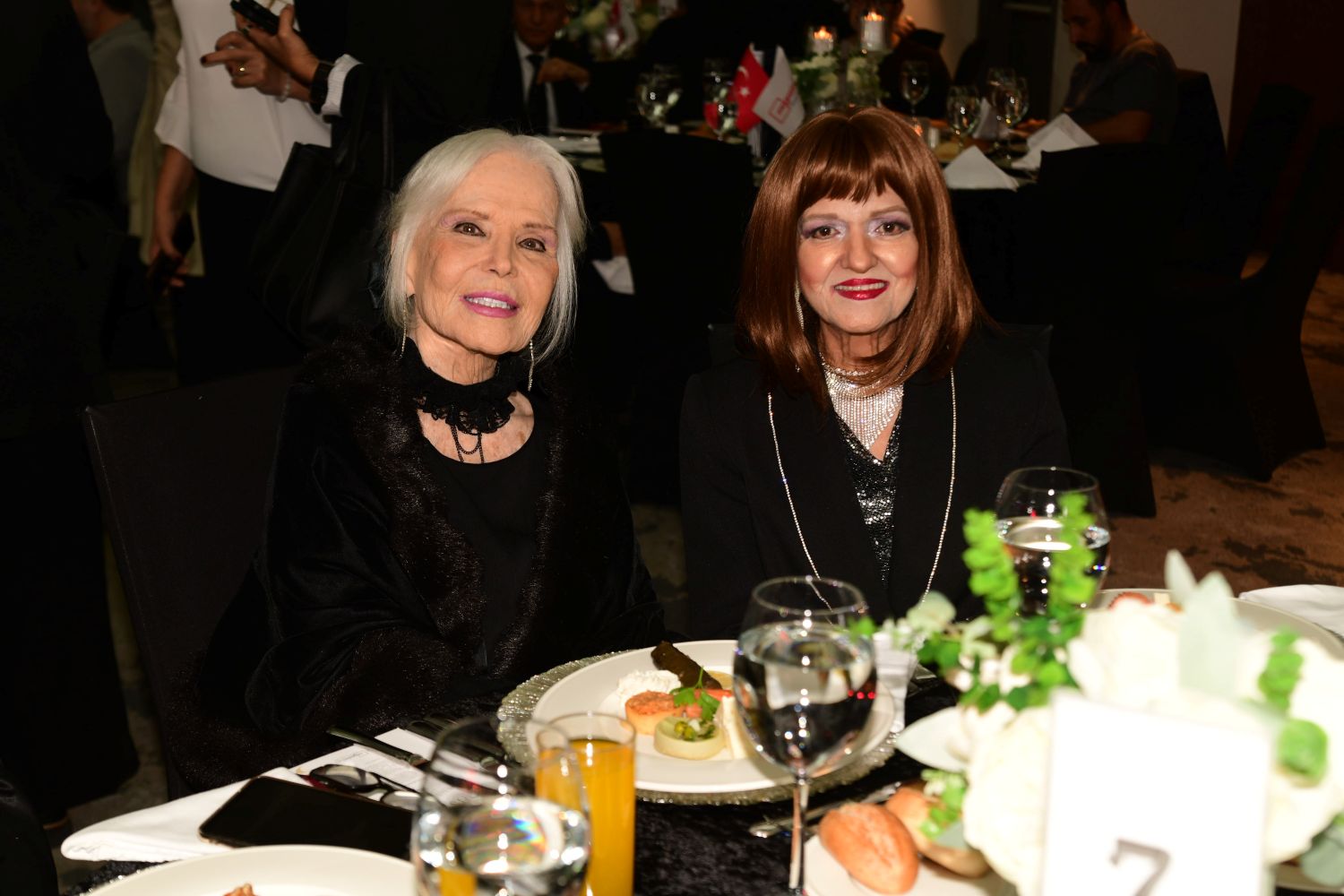 Gönül Yazar Gülden Karaböcek 24.11.2025